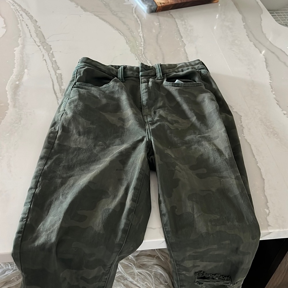 American Eagle Camo Jeans